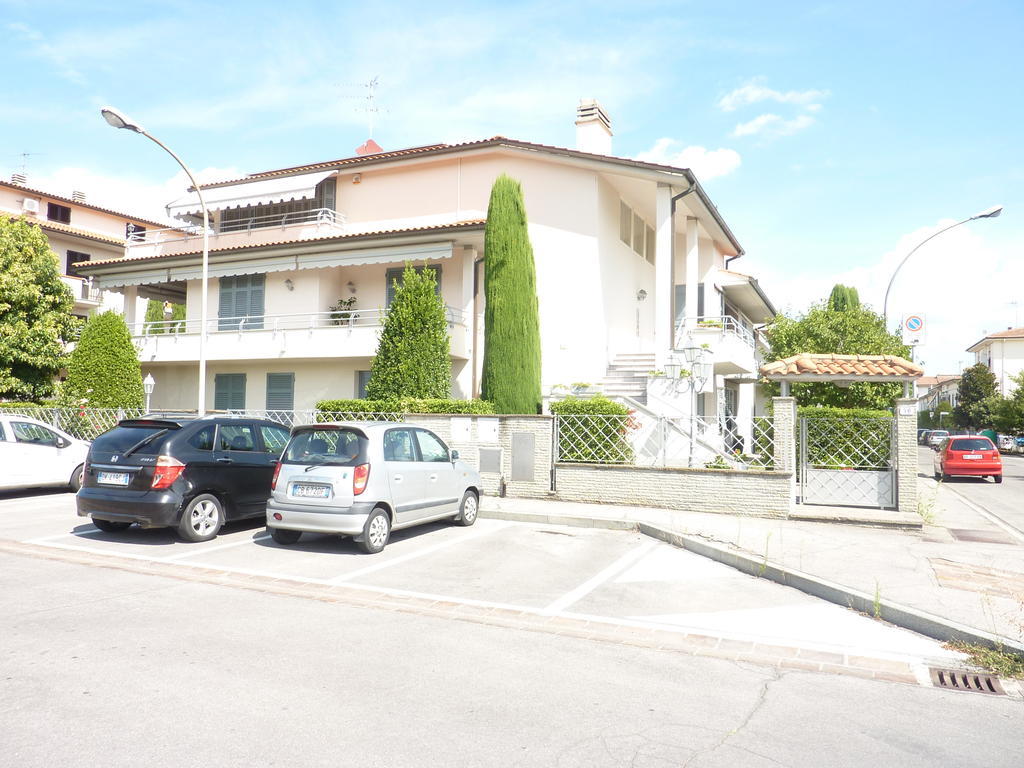 Ferienwohnung Dimora Rinaldi Empoli Zimmer foto