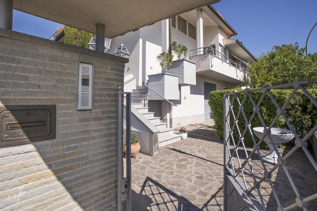 Ferienwohnung Dimora Rinaldi Empoli Zimmer foto
